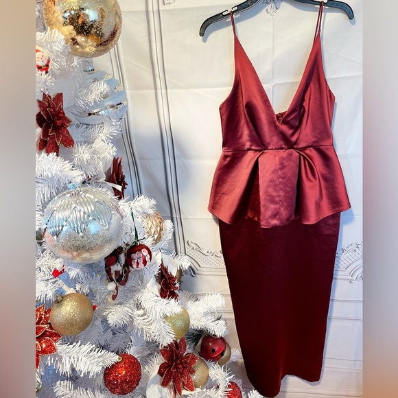 NWT Zara HEAVYWEIGHT satin
PEPLUM DRESS-M
🚨FIRM PRICE NO DISCOUNT - Picture 15 of 15